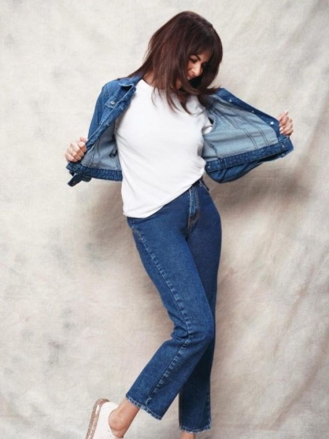 महाराष्ट्र के पूर्व मुख्यमंत्री की बहू की स्टाइलिश अदा, खास अंगूठी पर टिकीं सबकी निगाहें