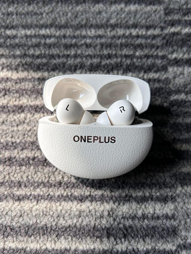 OnePlus Buds Pro 3 launching August 20 First Look