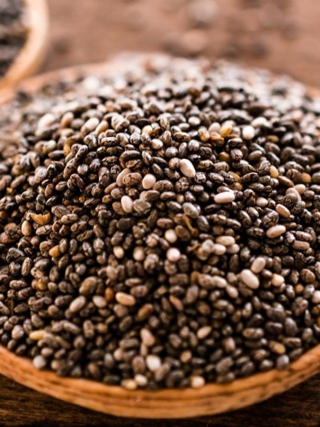 पेट की चर्बी पिघला सकते हैं चिया सीड्स, बस जान लें सेवन का सही तरीका
