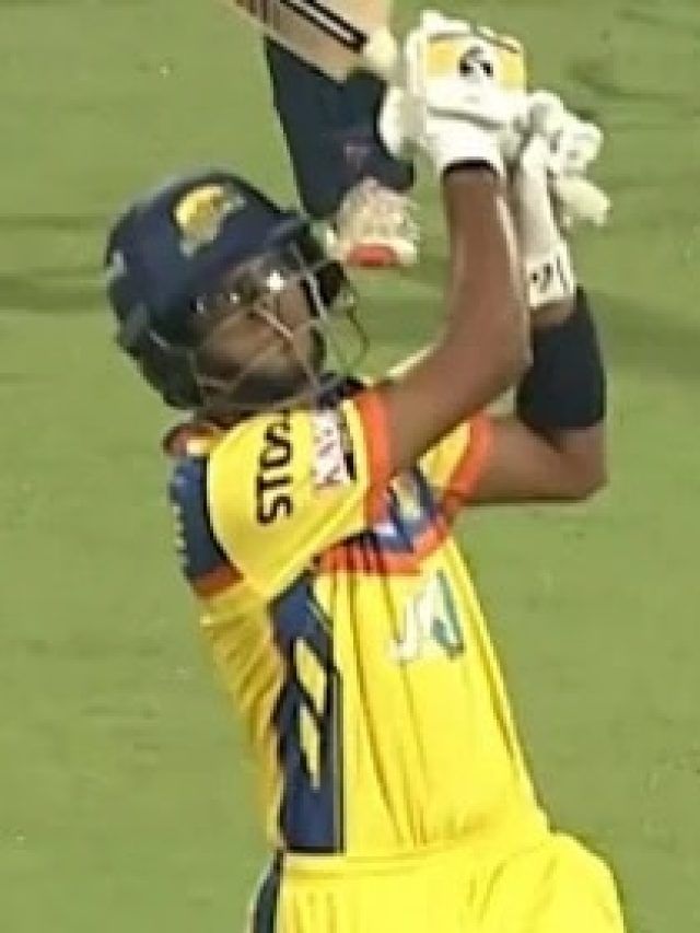 VIDEO: द्रविड़ के बेटे ने लगाया आसमानी सिक्स, फैन्स बोले-जूनियर वॉल