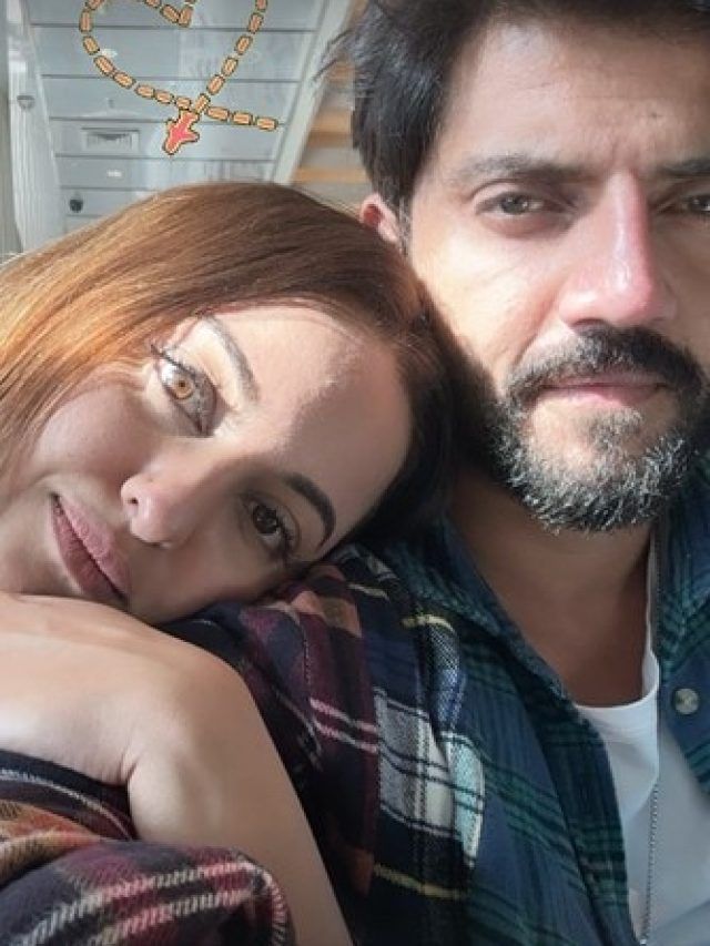 शादी के 2 महीने बाद तीसरे हनीमून पर सोनाक्षी! जहीर संग हुईं रोमांटिक, Photo