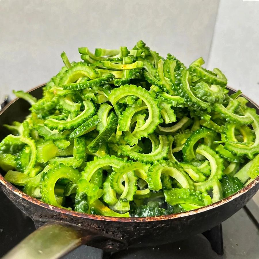 Onlayn qol ishini aks ettiruvchi porno Jinsiy, chiroyli modellar bilan gozal porno