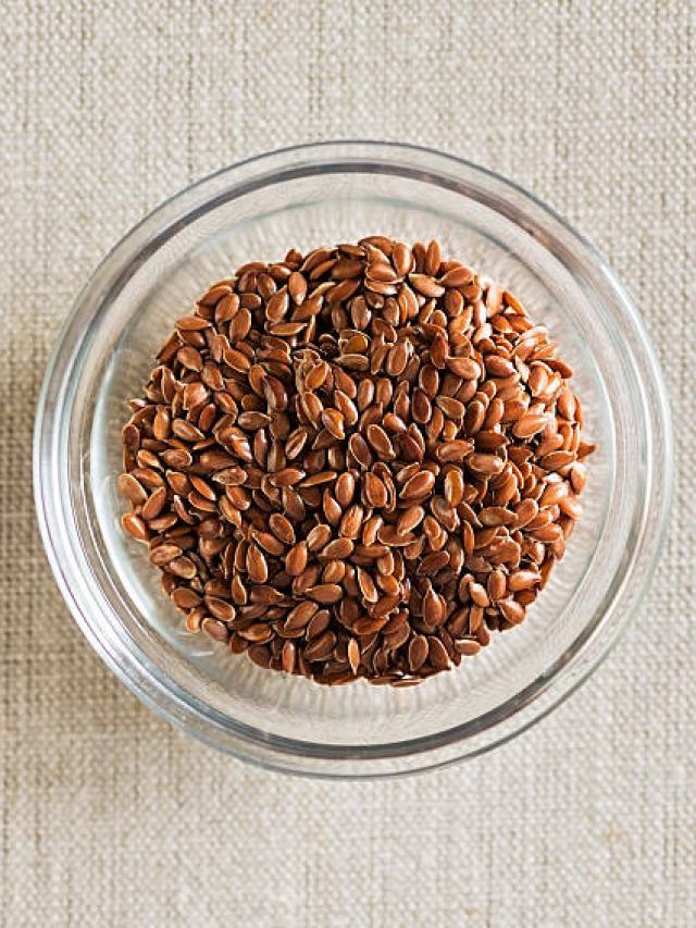 रोज सुबह उठकर खा लें ये सस्ते बीज, उल्टे पैर लौटेगा बुढ़ापा