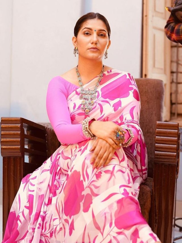 सपना चौधरी की जिंदगी में आने वाला है तूफान? डिलीट की पोस्ट, कल होगा ऐलान