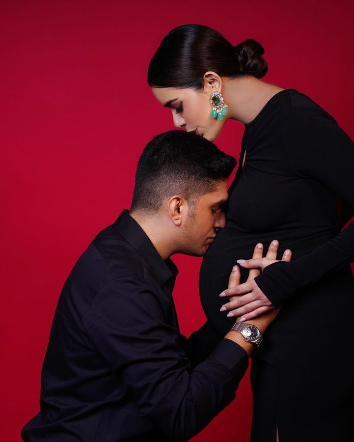 2 से 3 हो जाएंगे...`, पति की बांहों में रोमांटिक हुई एक्ट्रेस, निकाह के 3 साल बाद बनेगी मां - Kundali bhagya sana sayyad pregnant with first child after 3 years of