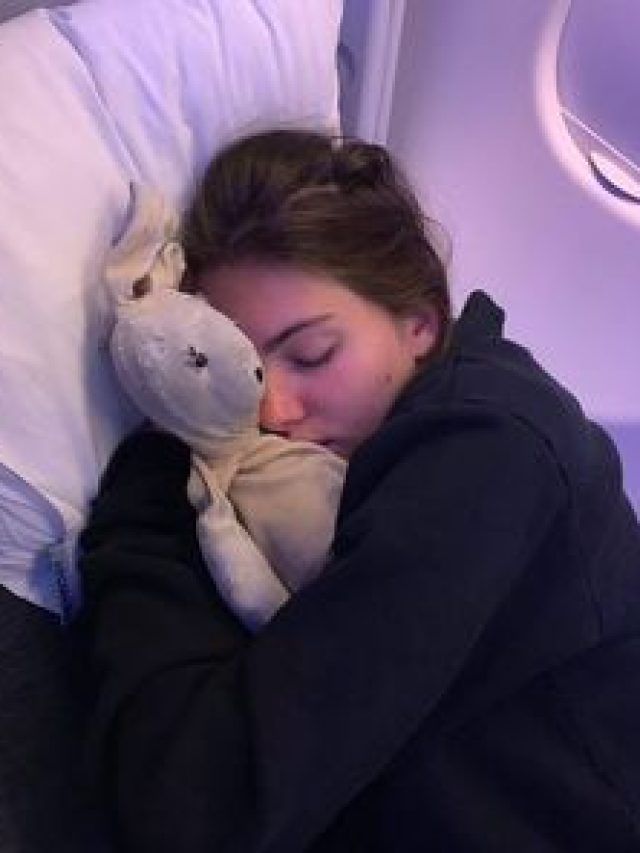 ओवरथिंकिंग से स्लिप हैबिट हो रही है डिस्टर्ब? इन टिप्स को करें फॉलो, बढ़िया आएगी नींद