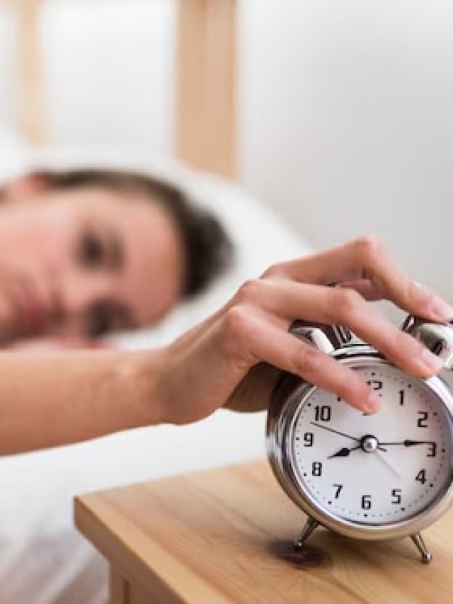 क्या आपका मॉर्निंग रूटीन बन रहा है असफलता का कारण? इन आदतों से बना लें दूरी