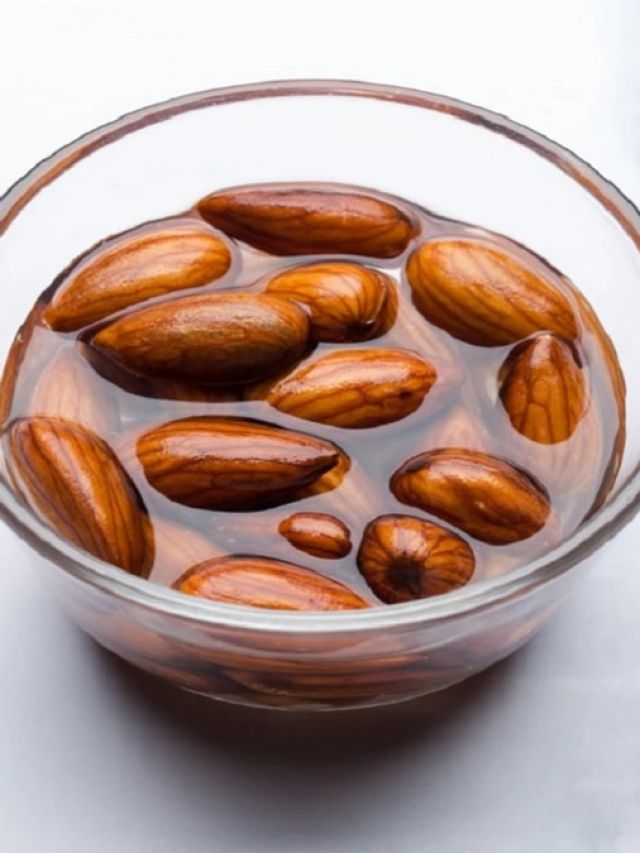 चाय पीने से 20 मिनट पहले ऐसे खाएं बादाम, पेट की बीमारियां होंगी जड़ से खत्म!