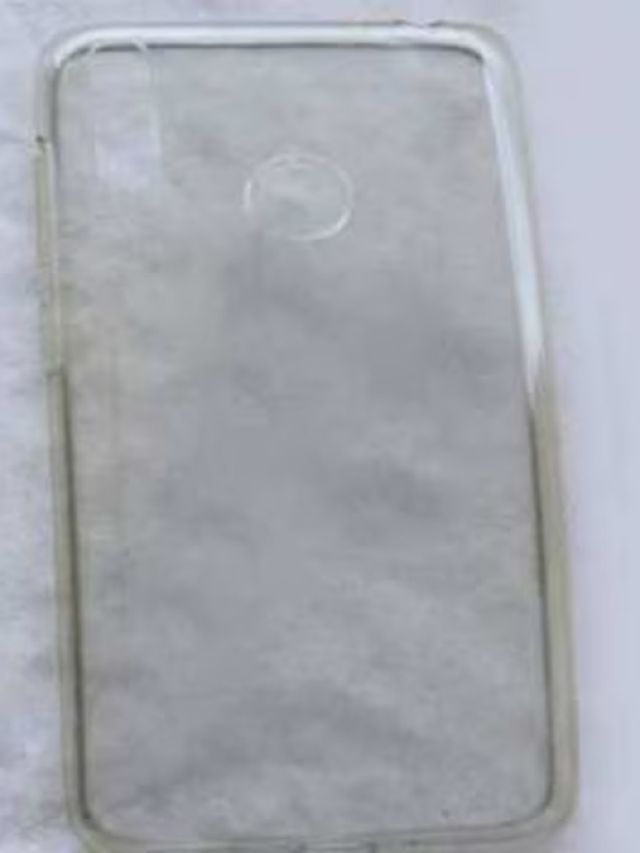 घर बैठे नया हो जाएगा पुराने से पुराना मोबाइल कवर, बस ऐसे करें साफ