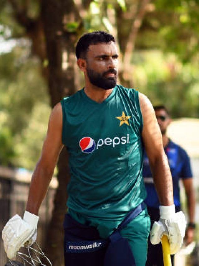 बाबर के सपोर्टर को मिली सजा... टीम से बाहर हुआ ये पाकिस्तानी क्रिकेटर लेगा संन्यास!