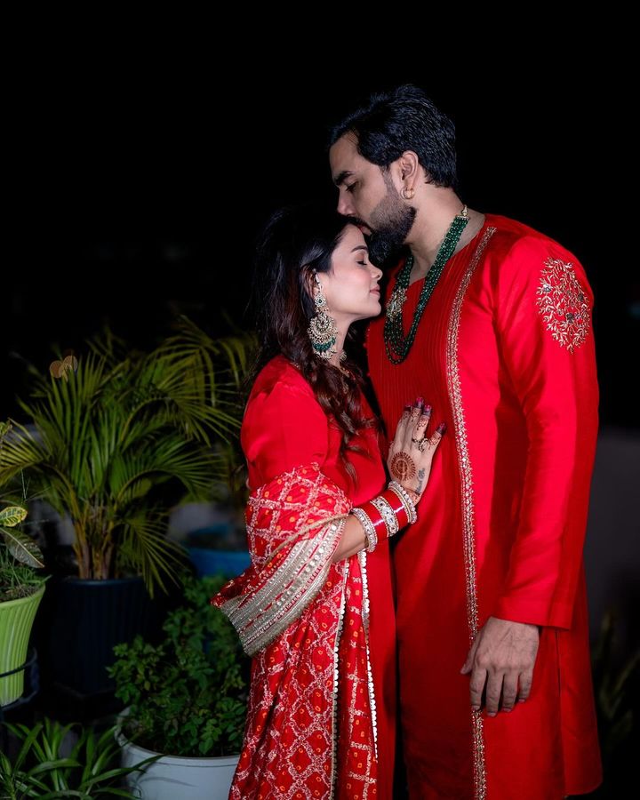 दो पत्नियों वाले अरमान मलिक ने गुपचुप रचा ली तीसरी शादी! करवा चौथ के ब्लॉग में हुआ बड़ा खुलासा.... - Armaan Malik, who had two wives, secretly got married for the third time! Big revelation in Karva Chauth's blog....