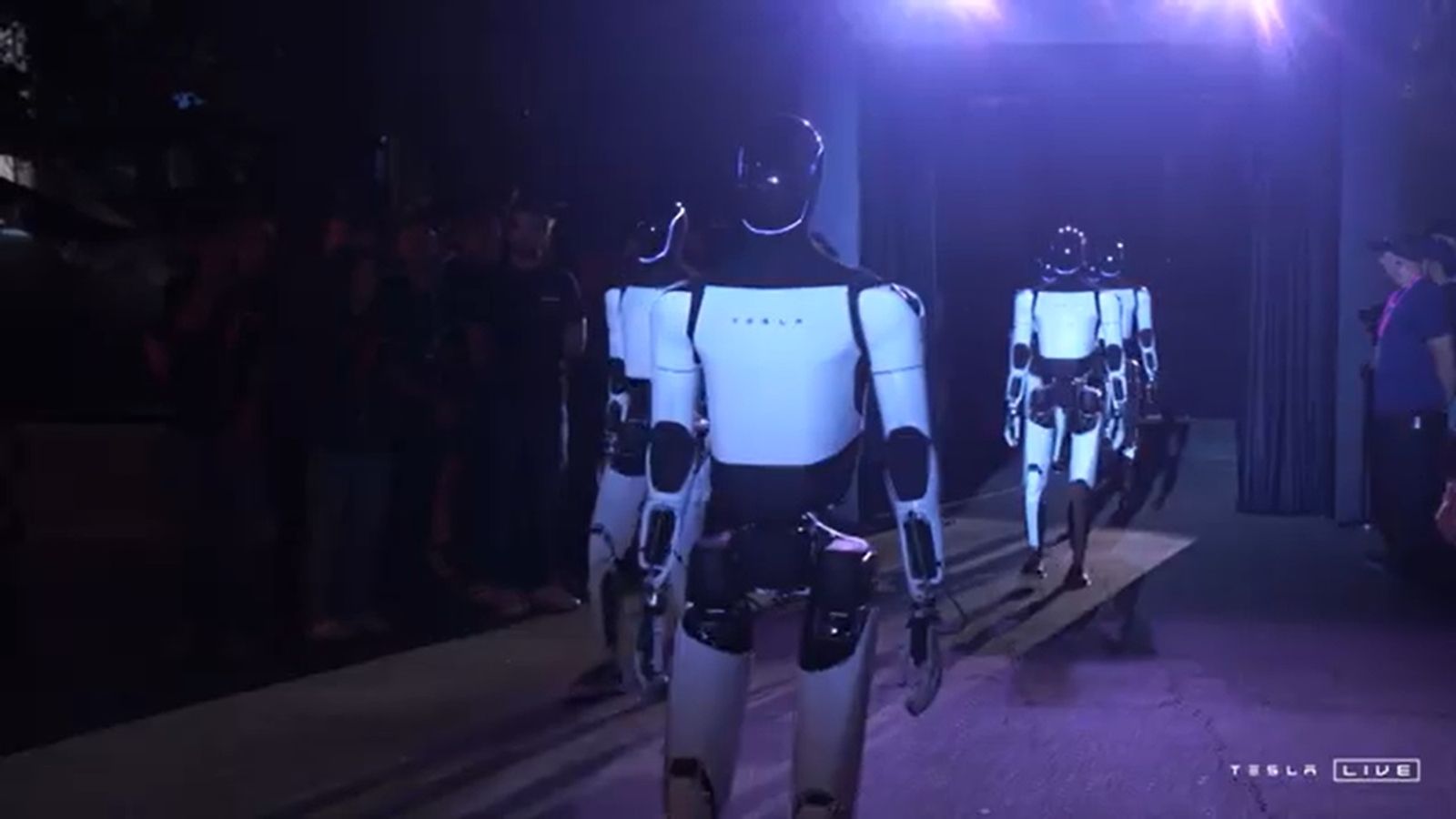 Tesla Optimus Robot – Cybercab