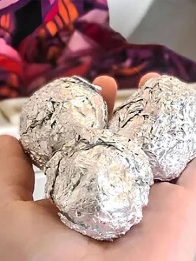 क्यों वॉशिंग मशीन में सिल्वर फॉइल का टुकड़ा डाल रहे लोग? क्या है इसका कारण