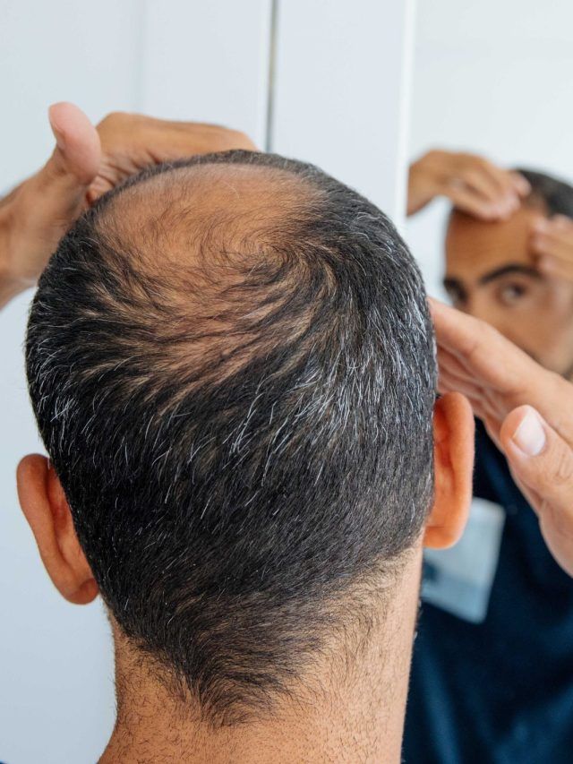 प्रोटीन की कमी के लक्षण हैं ये संकेत, शरीर में दिखें तो तुरंत हो जाएं सावधान