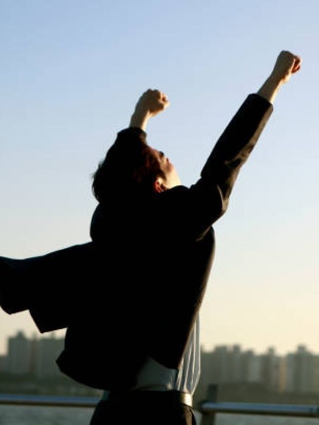 30 साल संघर्ष करने के बाद बेशुमार धन कमाते हैं इन 3 तारीखों पर जन्मे लोग