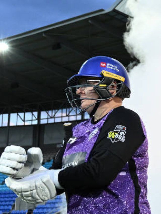 12 छक्के और 150 रन... इस महिला क्रिकेटर ने काटा गदर, बना महारिकॉर्ड