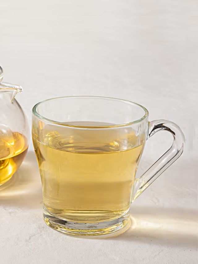 सुबह पेट नहीं होता है अच्छे से साफ, उठते ही पिएं ये पीला पानी, तुरंत मिलेगा फायदा