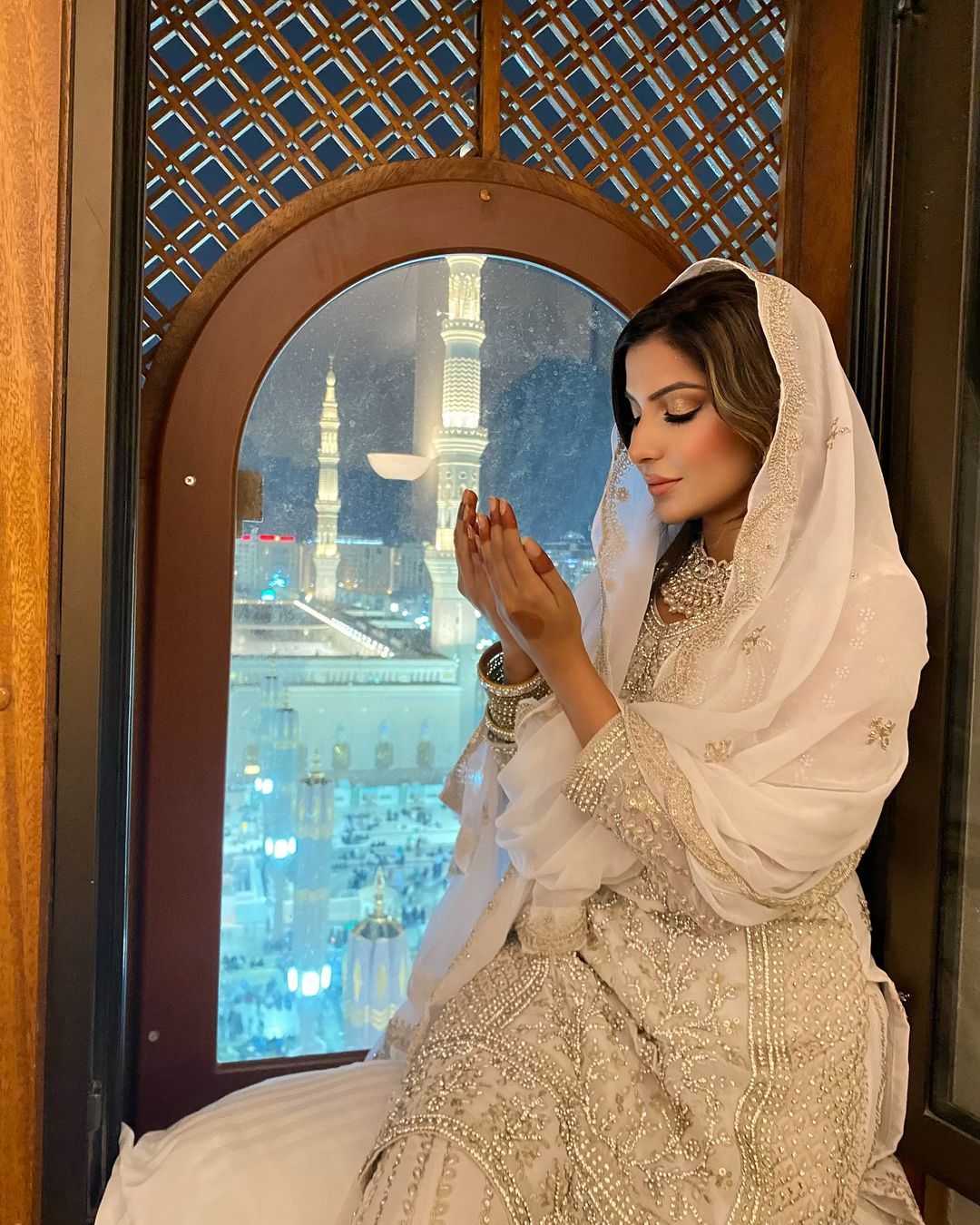 sana sultan 1