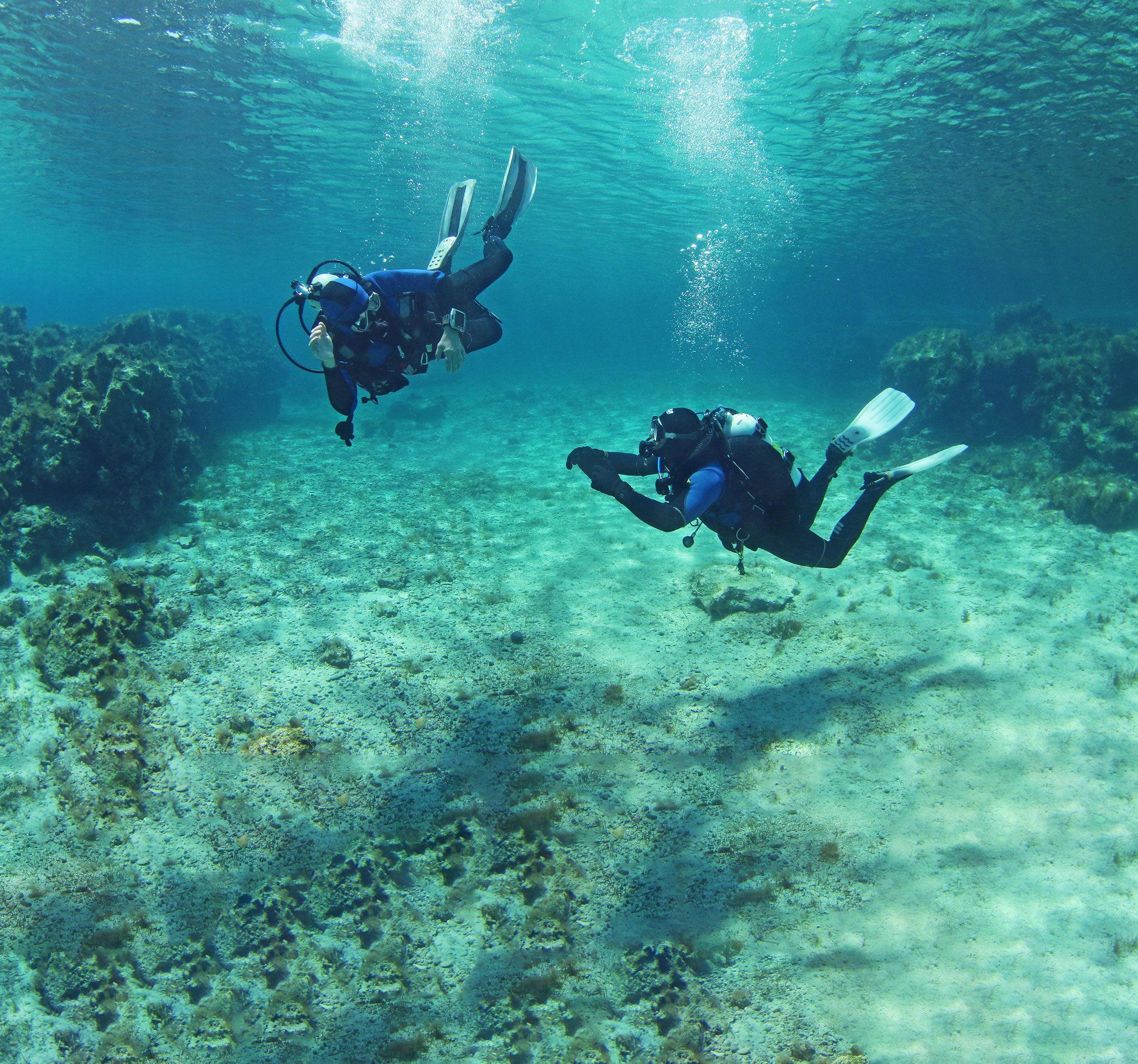 Under water scubaITG 1735621009574