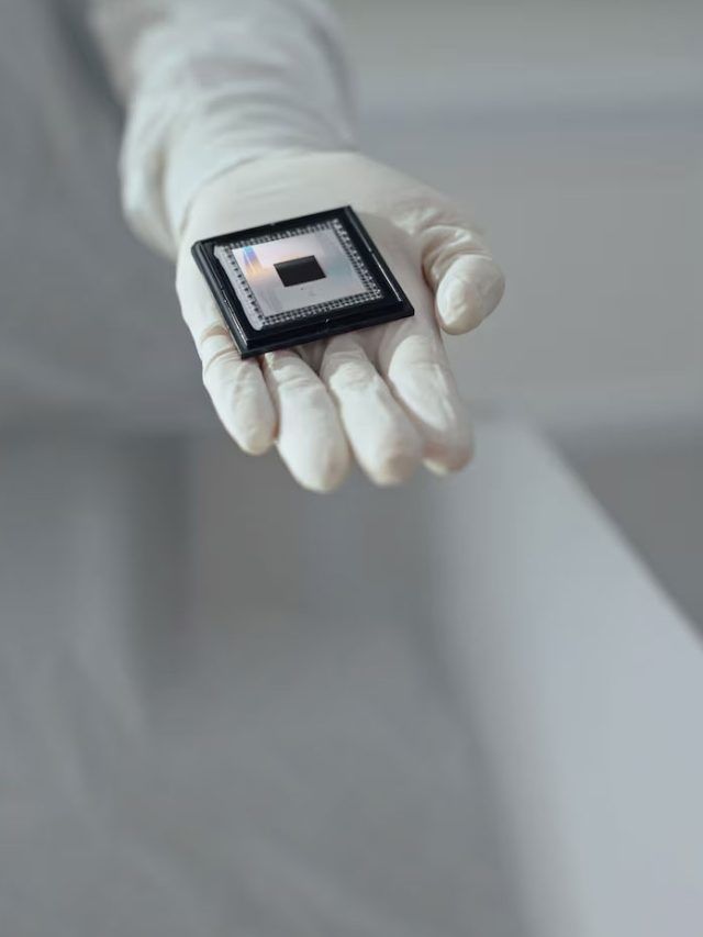 '10 septillion years solved': Google’s Willow chip hints at parallel universes. Read this!