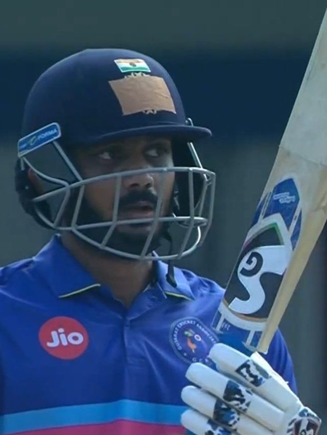 शमी का तूफान... अक्षर ने भी ताबड़तोड़ बैटिंग से लूटी महफिल, VIDEO