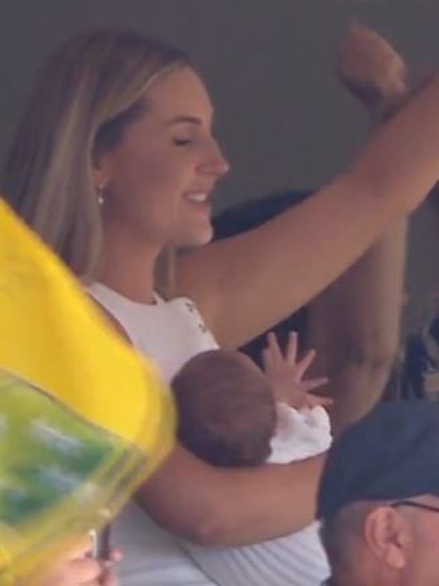 ट्रेविस हेड ने जड़ा शतक... तो बच्चे को गोद में लेकर झूम उठीं पत्नी, VIDEO