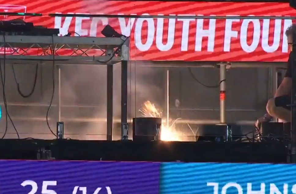 Fire Brisbane Heat vs Hobart Hurricanes BBL match 2ITG 1737029090520