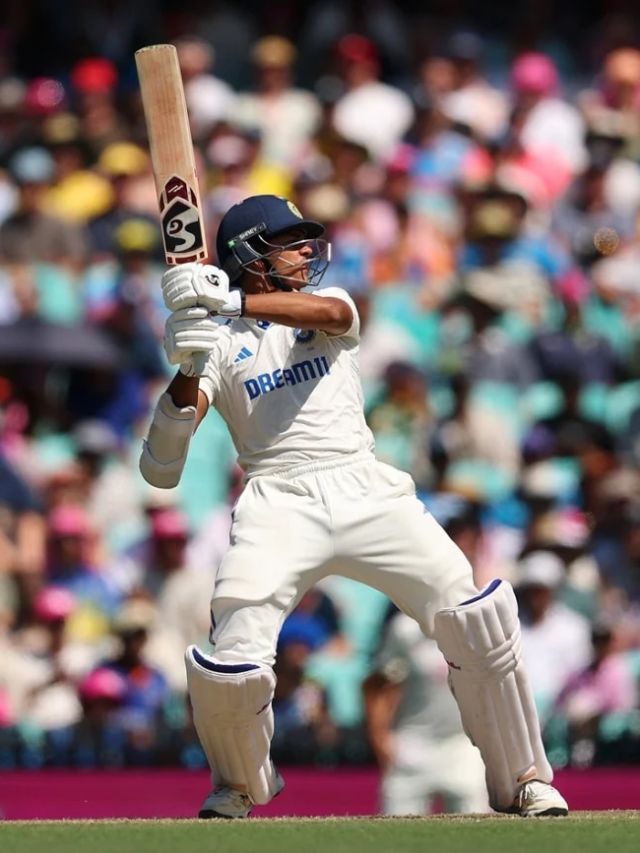 4,4,4,4... यशस्वी ने स्टार्क का निकाला धुआं, टूटा रोहित का ये भौकाली रिकॉर्ड