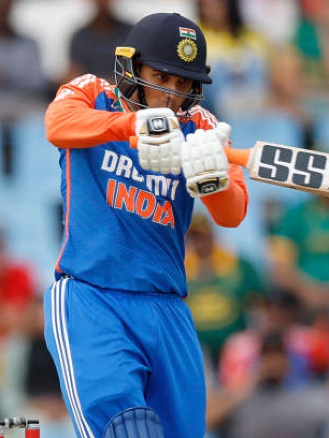 क्रिकेटर अभिषेक शर्मा से दिल्ली एयरपोर्ट पर बदसलूकी! फ्लाइट भी हुई मिस