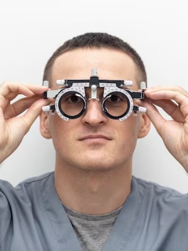 आंखों के लिए बेहद जरूरी हैं ये चीजें, नहीं खाने से हो सकता है नुकसान