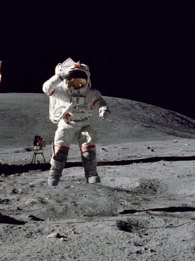 '-369°F boots!': NASA’s Artemis astronauts face chilling new challenges on the moon.