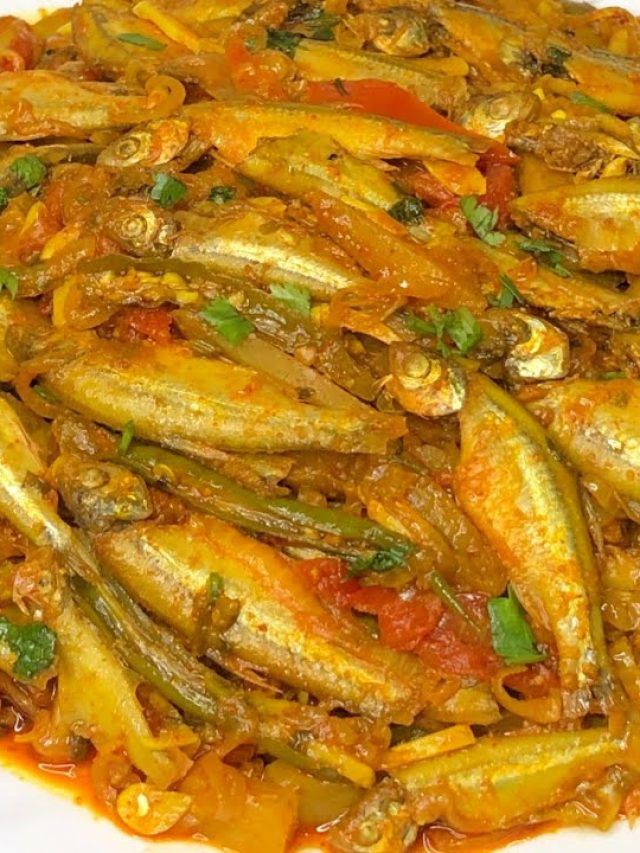 নেতাজির প্রিয় মৌরলা মাছের চচ্চড়ির রেসিপি, ভাতের সঙ্গে জমে যাবে