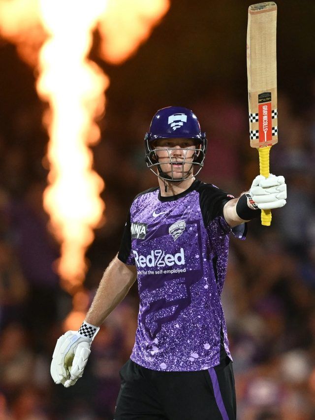 11 छक्के, ताबड़तोड़ शतक... इस क्रिकेटर ने रचा इतिहास, टीम को बनाया चैम्पियन