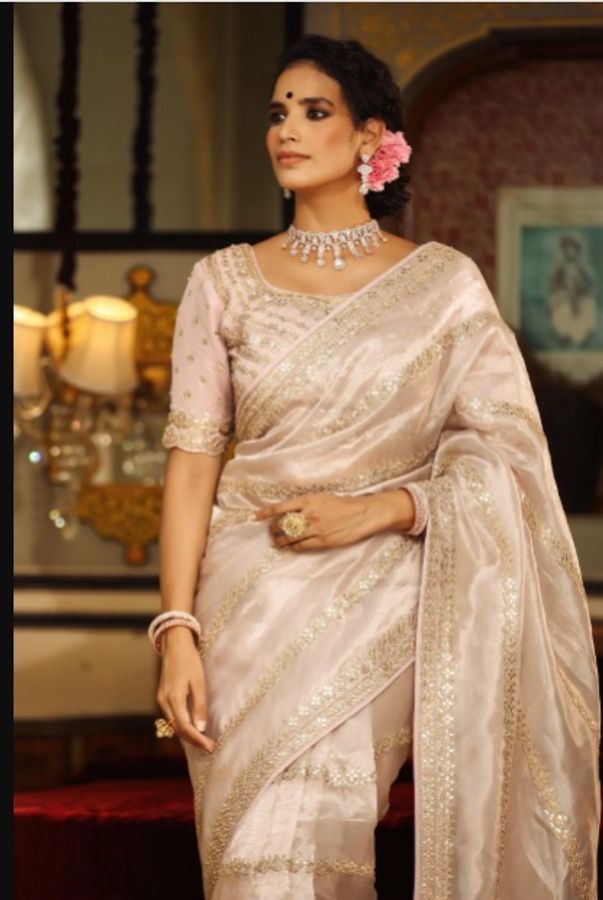 Seks mashinasi bilan jinsiy aloqa video Onam ogillariga qanday qilib onlayn porno qilishni orgatadi