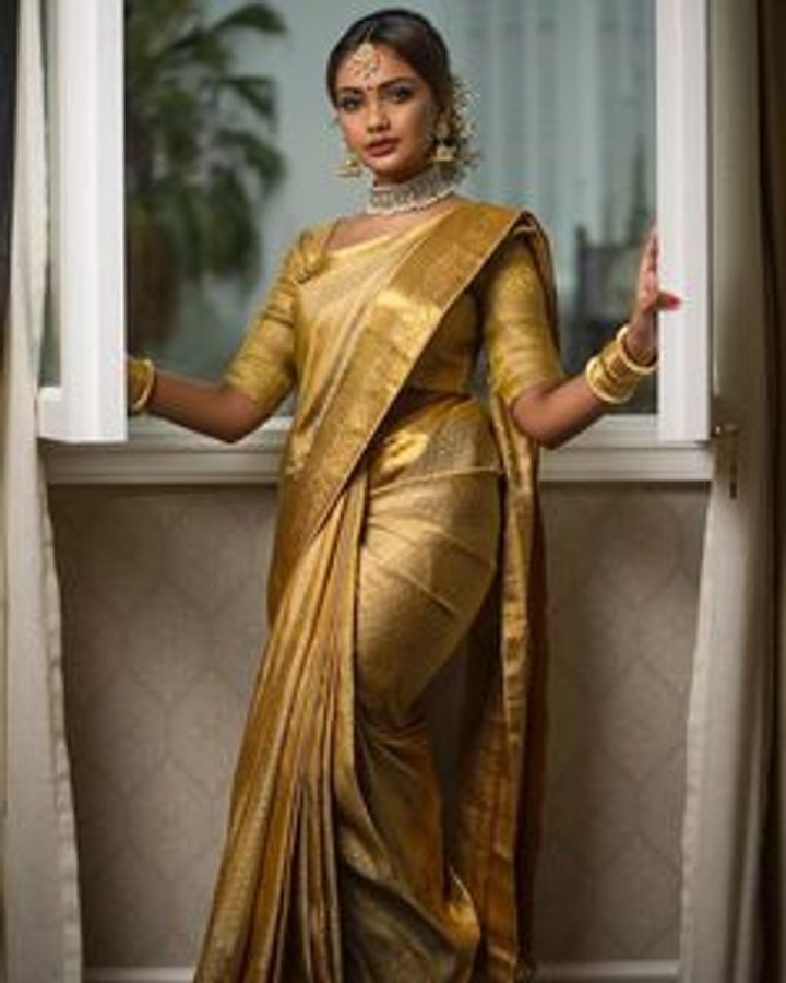 Balerinada erektsiya paydo boldi Eski filmlardan yalangoch italyan aktrisalarining fotosuratlari