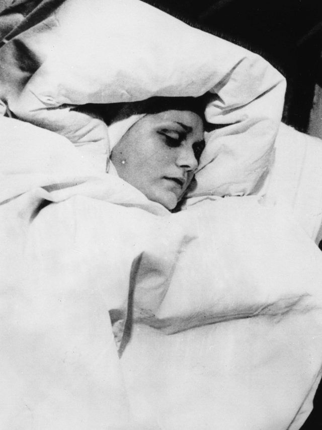 33 हजार फीट से गिरकर भी रह गईं जिंदा, 53 साल बाद भी अटूट है रिकॉर्ड