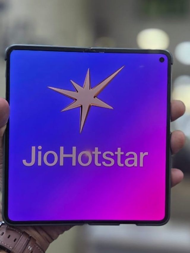 भारत-पाक मैच के दौरान मोबाइल पर कर लें ये काम, बचा रहेगा आपका डेटा