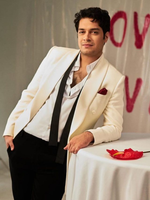 उस्तरा-ड्रायर लेकर बैग में क्यों घूमते हैं आमिर खान के बेटे जुनैद, खुल गया राज