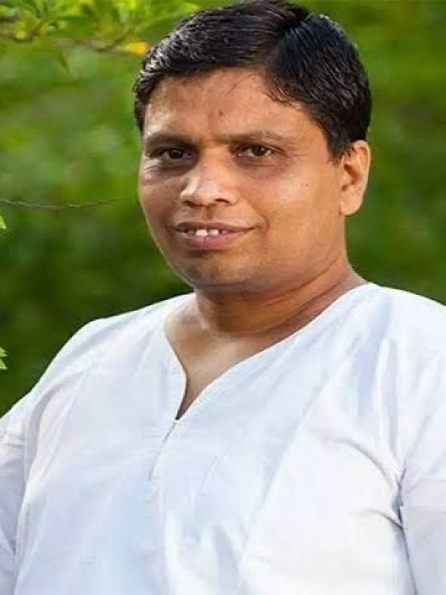 करवट बदल-बदलकर कट जाती है रात? आचार्य बालकृष्ण ने बताया नींद लाने का अचूक उपाय