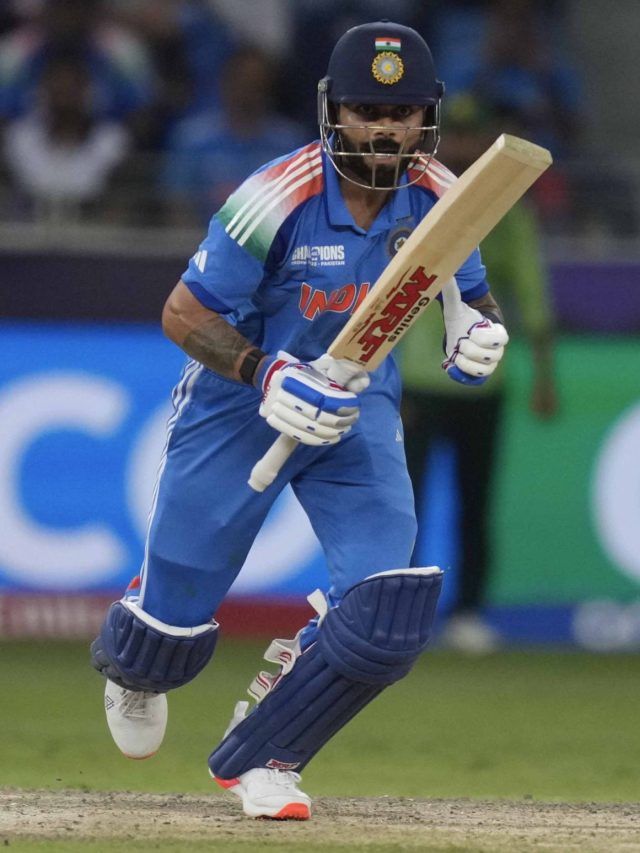 कोहली ने दुबई के मैदान पर रचा इतिहास, ऐसा करने वाले दुनिया के पहले खिलाड़ी