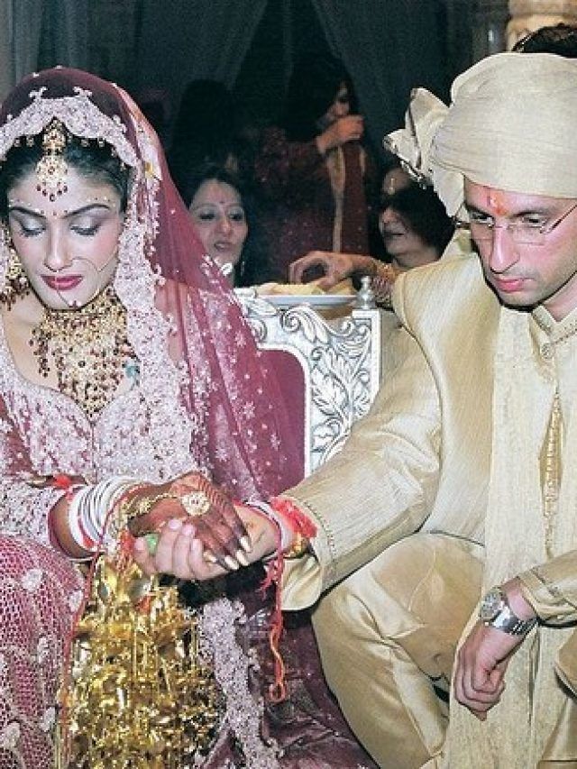 35 साल पुरानी साड़ी में दुल्हन बनी थीं रवीना, डोली में पहुंची थीं मंडप, वेडिंग फोटोज वायरल