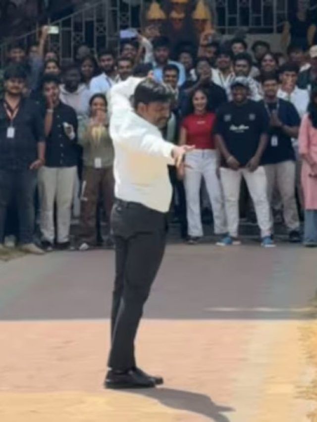 जब प्रोफेसर ने स्टूडेंट्स के सामने किया मूनवॉक, Video ने बटोरे 24 मिलियन व्यूज!