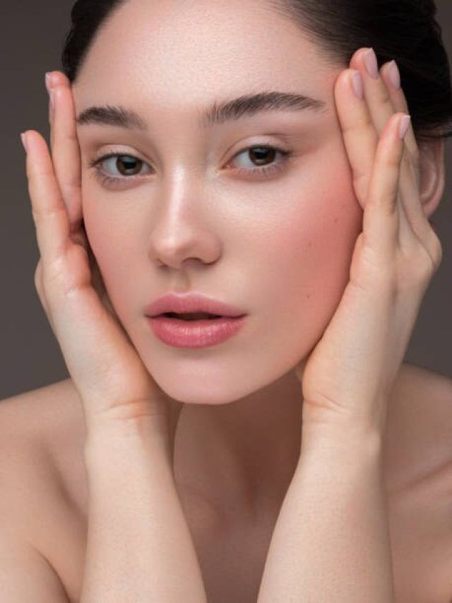 बुढ़ापे से बचने के लिए 30 के बाद महिलाएं खाना शुरू कर दें ये 5 ड्राई फ्रूट, स्किन रहेगी टाइट