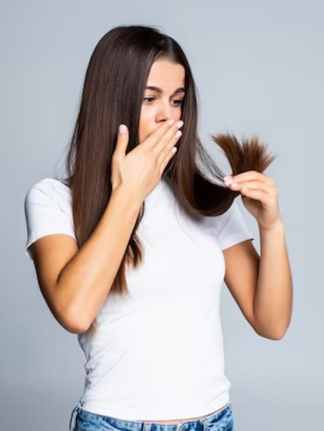 बालों की ग्रोथ नहीं बढ़ रही है? करें इन बादाम-अखरोट जैसे इन ड्राईफ्रूट्स का सेवन