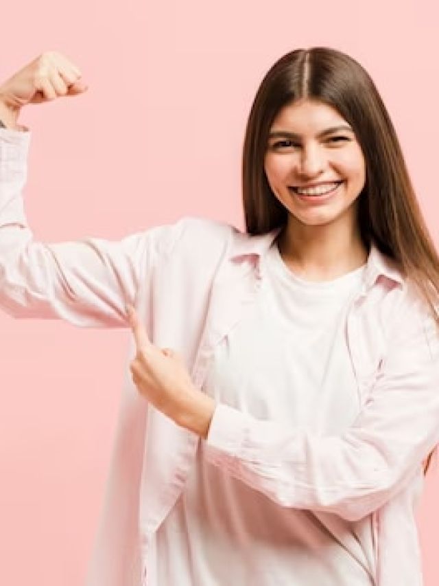 40 के बाद ये चीजें खाना शुरू कर दें महिलाएं, बनेंगी फिट और रहेंगी एक्टिव