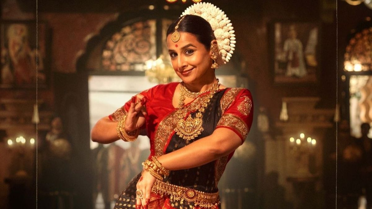 Vidya Balanning yalangoch fotosuratlari