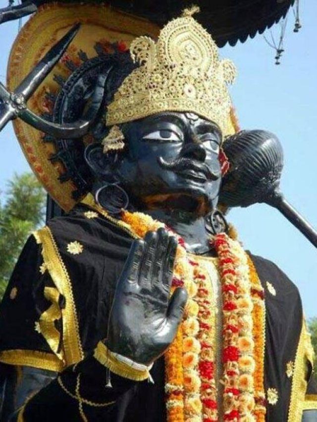 शनि का नक्षत्र परिवर्तन जल्द, इन 4 राशि के लोगों की पलटने वाली है किस्मत