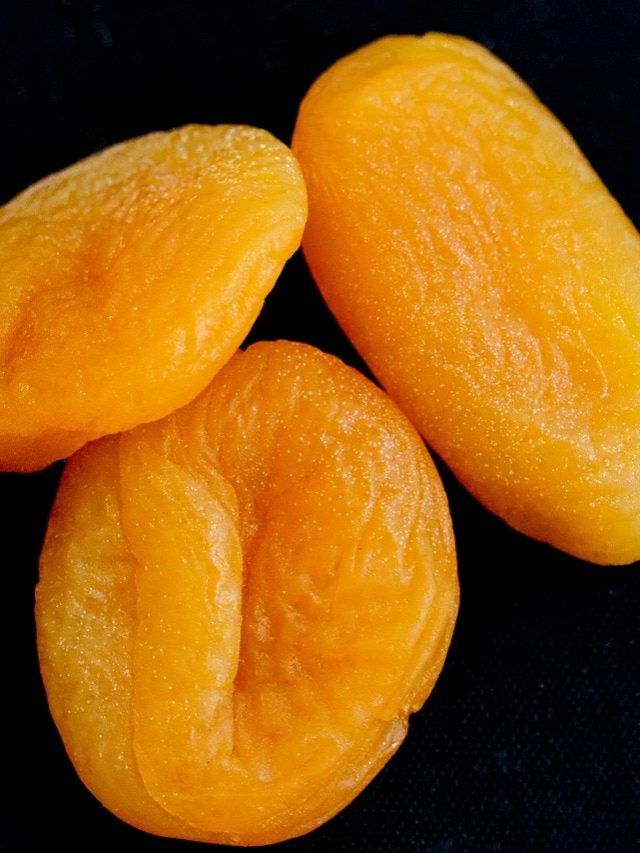 हाई BP की परेशानी को बाय-बाय कहने के लिए खाएं ये ड्राई फ्रूट, पेट भी हो जाएगा साफ