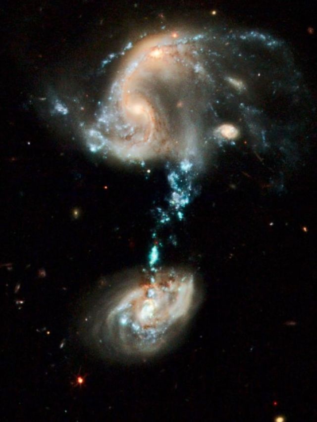 ‘Galactic heartbeat detected’: Hubble captures ancient clusters colliding in real time