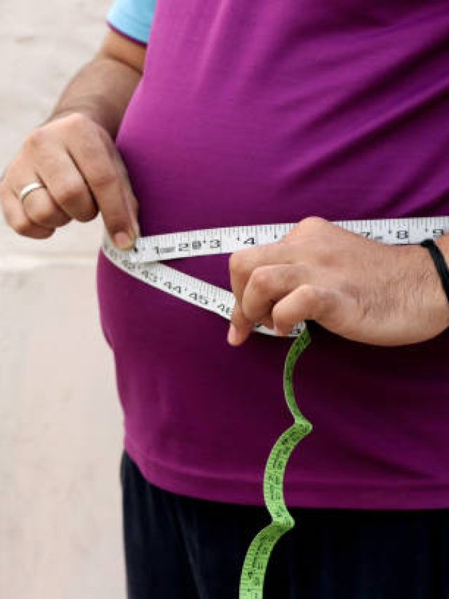 वजन घटाने के लिए बैलेंस डाइट संग ब्रेकफास्ट में खाएं ये चीजें, तेजी से कम होगा मोटा पेट